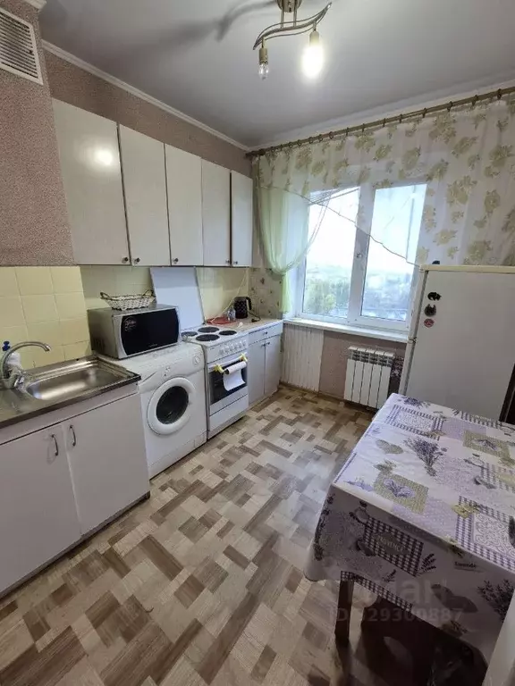 2-к кв. Крым, Щелкино Ленинский район, 42А (47.4 м) - Фото 1