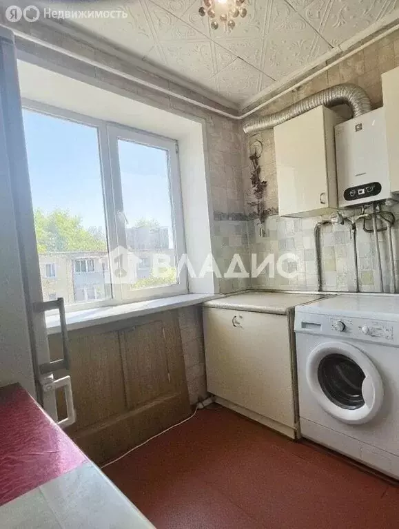 3-комнатная квартира: Белгород, Михайловское шоссе, 32 (50.6 м) - Фото 2