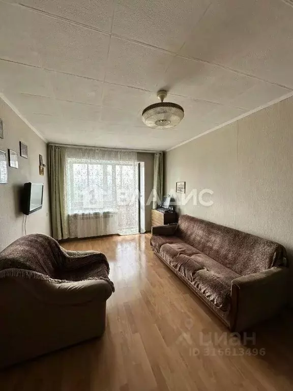 2-к кв. Бурятия, Улан-Удэ ул. Антонова, 2 (44.9 м) - Фото 0