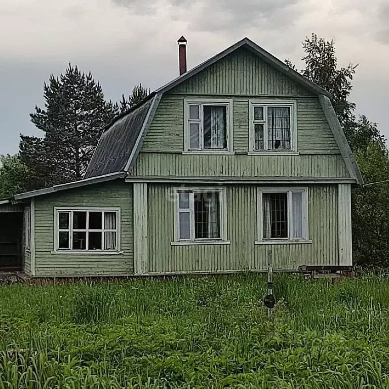 Дом в Тверская область, Старицкий муниципальный округ, д. Подвязье  ... - Фото 0