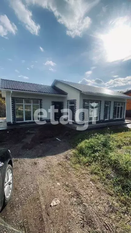 Дом в Красноярский край, Красноярск городской округ, пос. Минино ул. ... - Фото 1