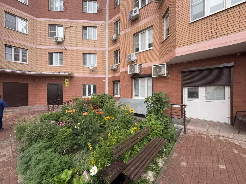 2-к кв. Московская область, Лобня ул. Борисова, 24 (64.4 м) - Фото 1