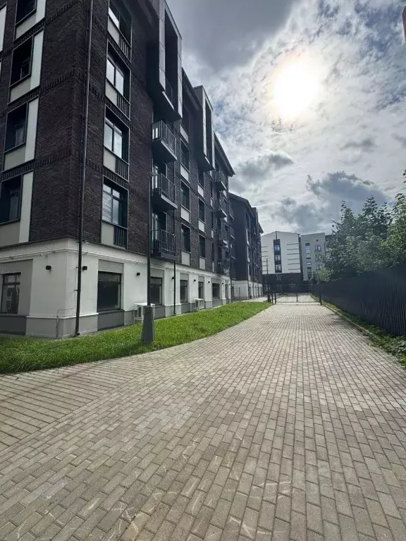 3-к кв. Тверская область, Тверь ул. Лидии Базановой, 11 (96.0 м) - Фото 1