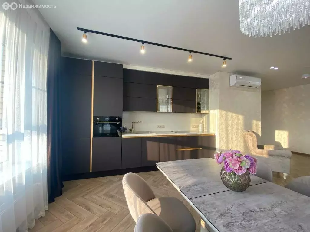 1-комнатная квартира: Краснодар, Сормовская улица, 1/3к1 (71.4 м) - Фото 1