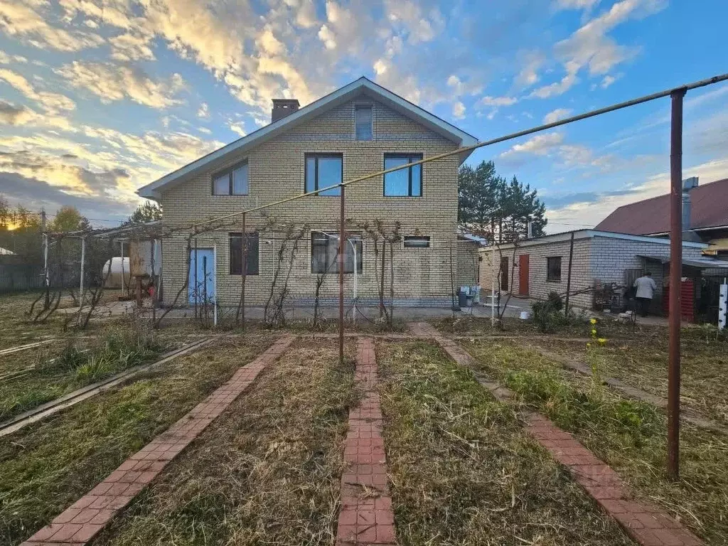 Дом в Татарстан, Набережные Челны просп. Залесный, 42 (191 м) - Фото 1