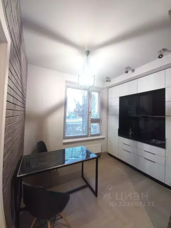 Студия Москва пос. Коммунарка, ул. Бачуринская, 7к1 (27.0 м) - Фото 2