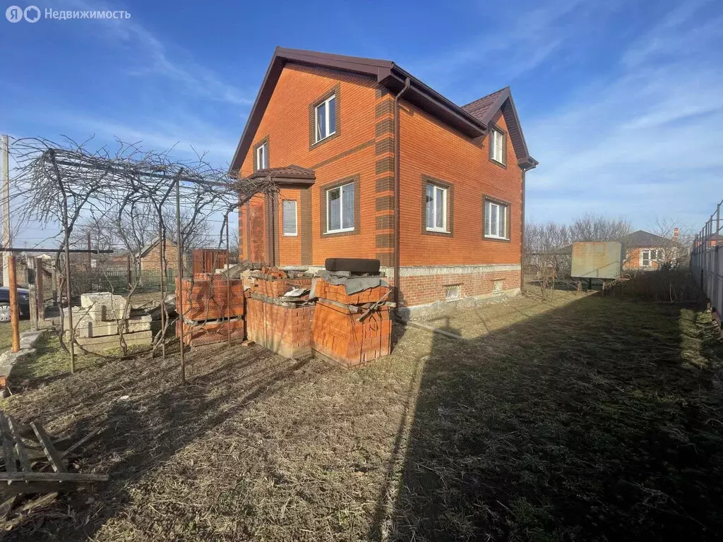 Дом в посёлок Красный Сад, улица Есенина, 47 (170 м) - Фото 1