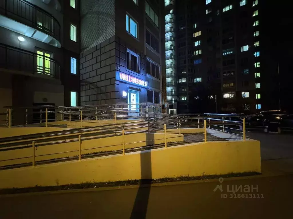 Торговая площадь в Москва, Москва, Московский г. ул. Никитина, 8 (119 ... - Фото 0