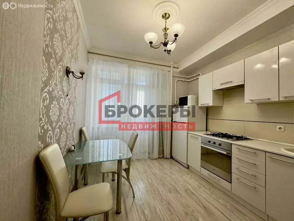 1-комнатная квартира: Севастополь, улица Челнокова, 12/6 (39 м) - Фото 1