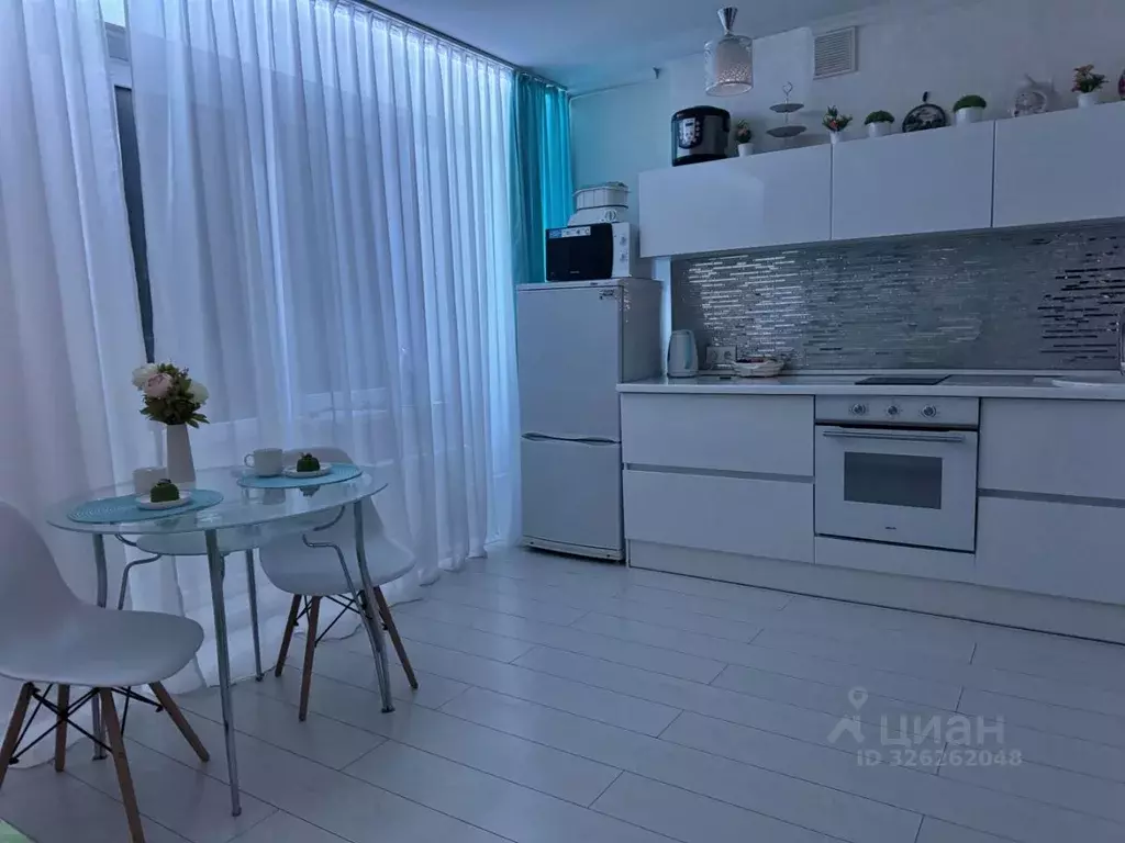 Студия Красноярский край, Красноярск Караульная ул., 38 (35.0 м) - Фото 1