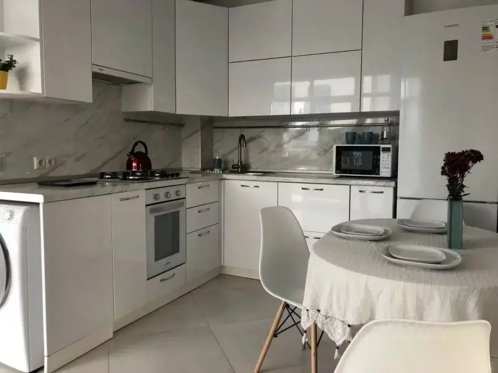 2-к кв. Краснодарский край, Сочи Донская мкр, ул. Гончарова, 10 (55.0 ... - Фото 1