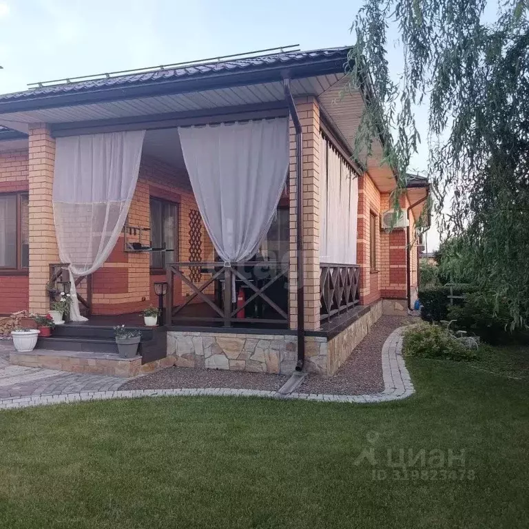 Дом в Оренбургская область, Оренбургский район, с. Ивановка ул. ... - Фото 1