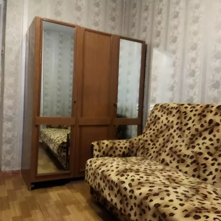 Комната Свердловская область, Екатеринбург ул. Энгельса, 38 (10.0 м) - Фото 2