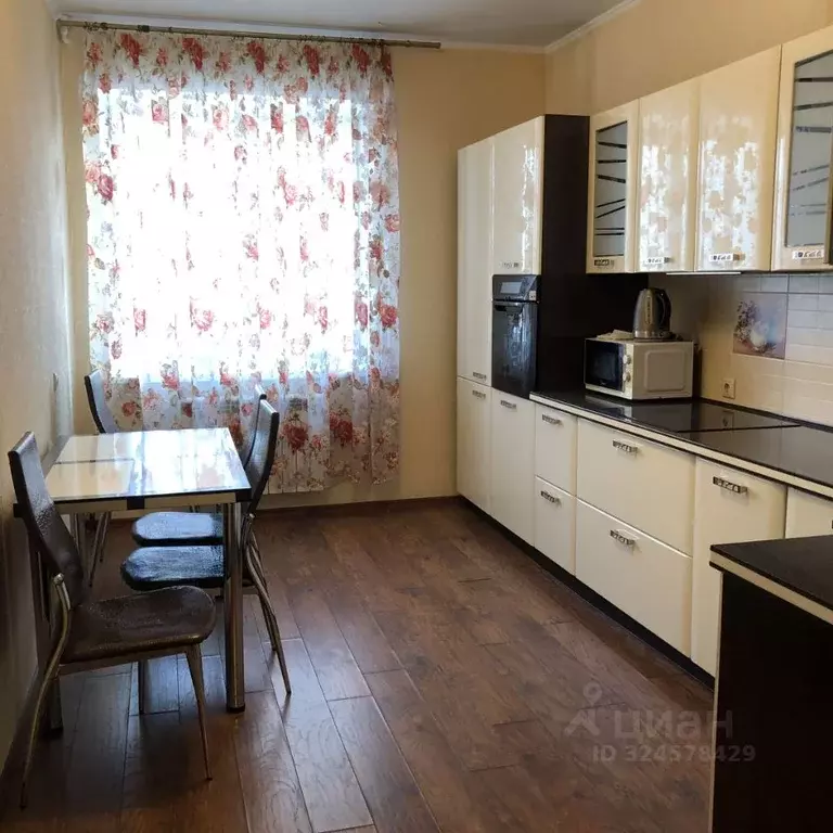 3-к кв. Новосибирская область, Новосибирск ул. Галущака, 4 (86.6 м) - Фото 1