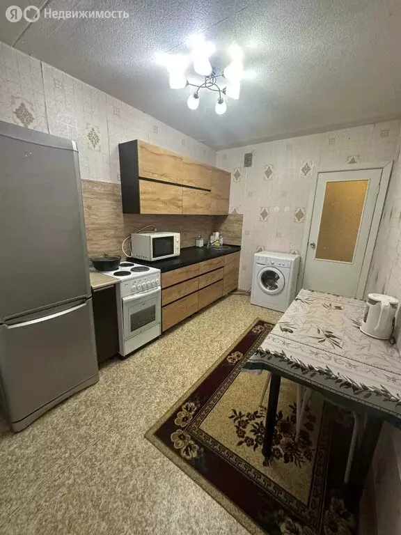 1-комнатная квартира: Екатеринбург, Билимбаевская улица, 25к5 (39 м) - Фото 1