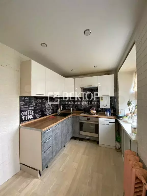 3-к. квартира, 60 м, 5/5 эт. - Фото 0