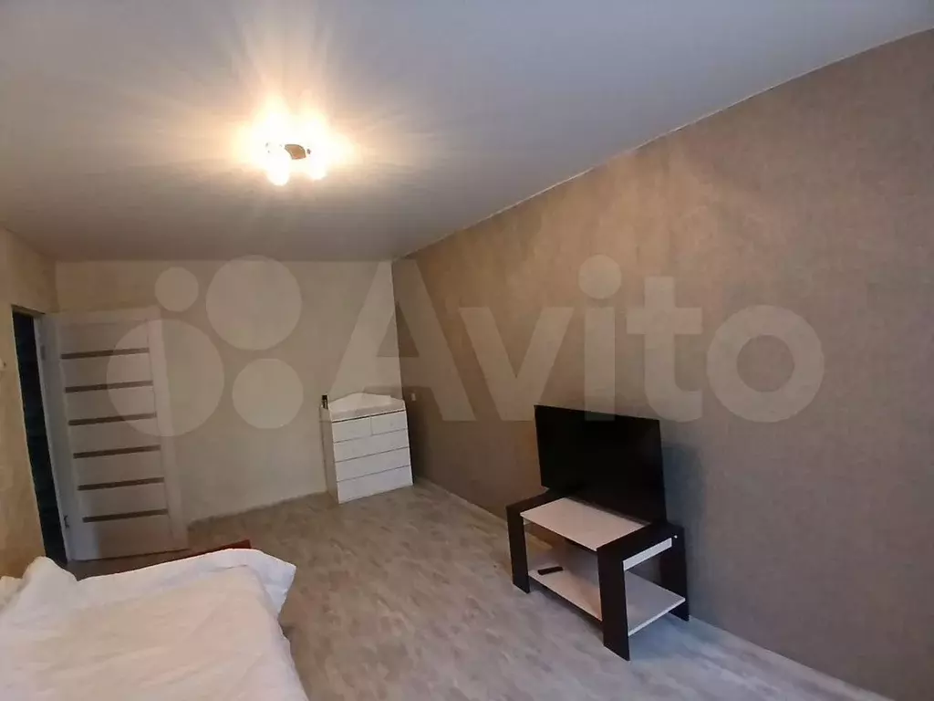 1-к. квартира, 36 м, 1/9 эт. - Фото 1