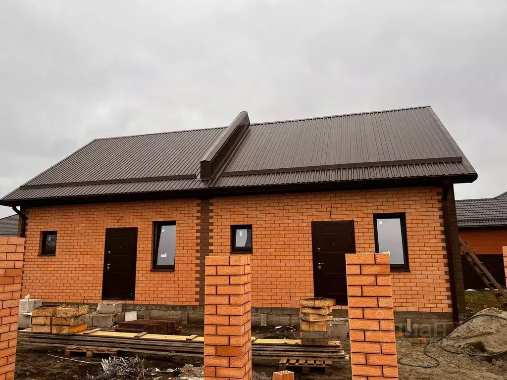 Таунхаус в Краснодарский край, Динской район, Новотитаровская ст-ца ... - Фото 1