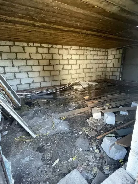 Дом в Саратовская область, Балашовский район, с. Барки ... - Фото 1