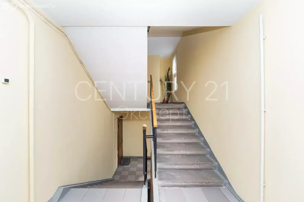 Квартира-студия: Калининград, Комсомольская улица, 102 (41.4 м) - Фото 1