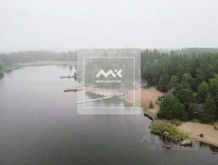 Дом в Ленинградская область, Выборгский район, Советское городское ... - Фото 1