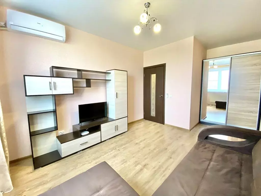 1-к кв. Краснодарский край, Краснодар ул. Западный обход, 42к2 (35.0 ... - Фото 1