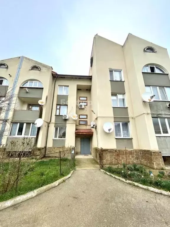 3-к кв. Крым, Феодосия муниципальный округ, Щебетовка пгт ул. Луговая, ... - Фото 1