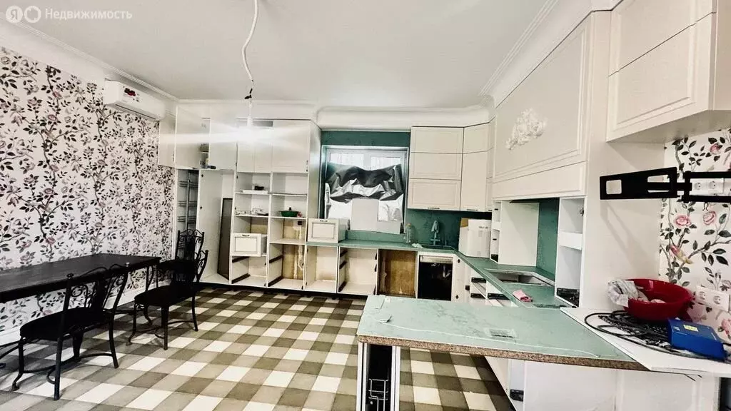 Дом в село Нежинка, Тенистая улица, 11 (506.4 м) - Фото 0