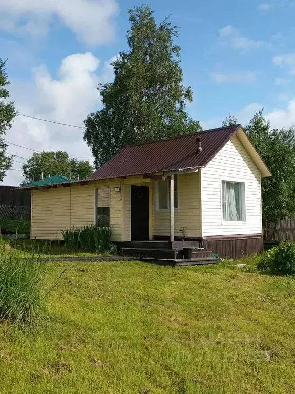 Дом в Карелия, Кемский муниципальный округ, пос. Рабочеостровск ул. ... - Фото 0