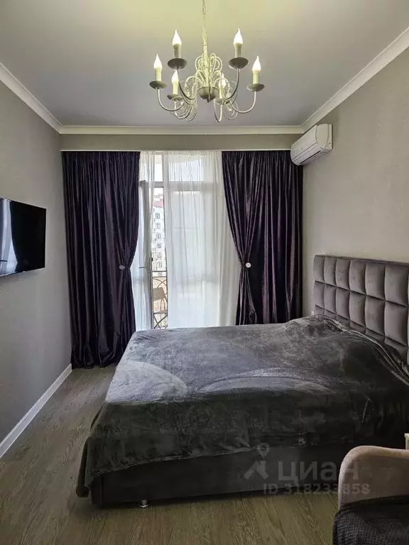 1-к кв. Краснодарский край, Геленджик Крымская ул., 22к8 (50.0 м) - Фото 1