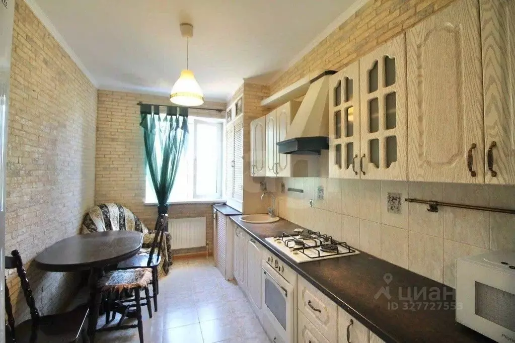 2-к кв. Адыгея, Тахтамукайский район, Старобжегокайское с/пос, Новая ... - Фото 1