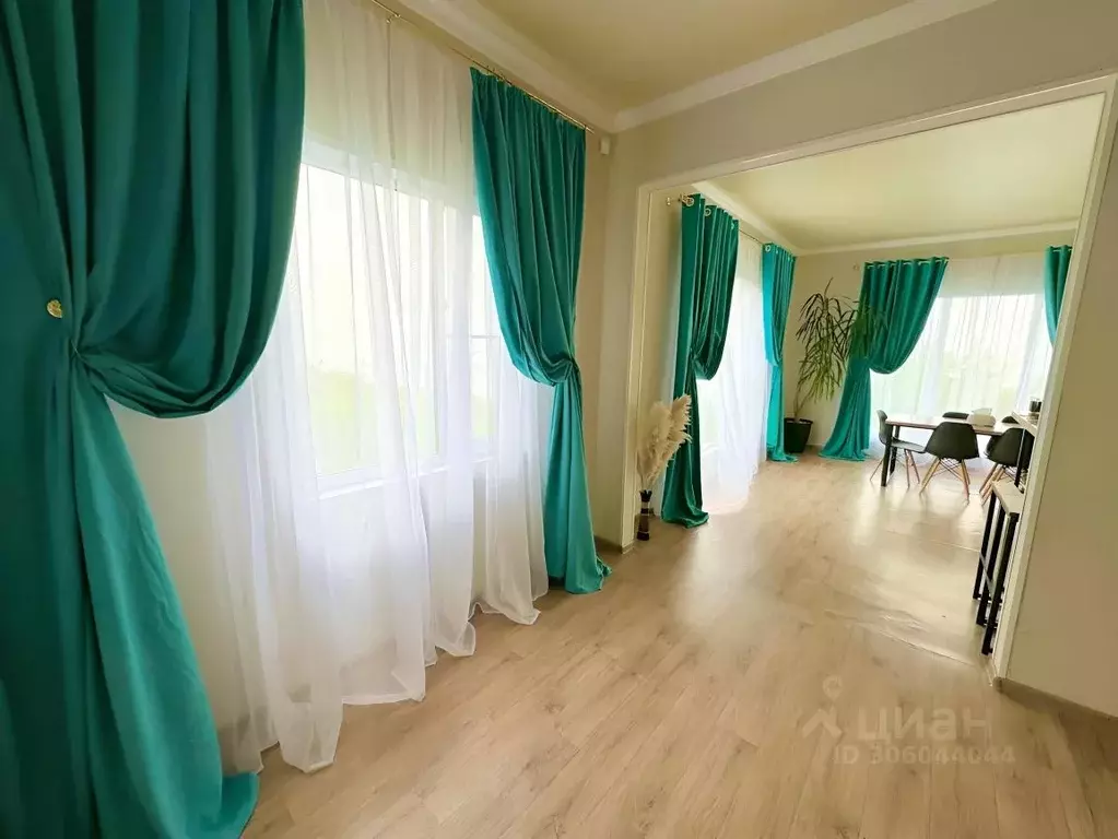 Дом в Камчатский край, Петропавловск-Камчатский ул. Невельского, 6 ... - Фото 2