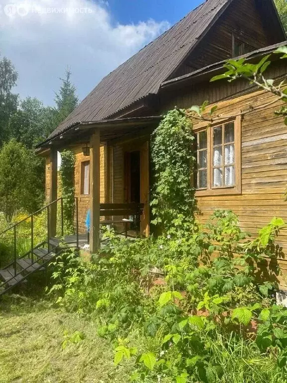 Дом в Новгородская область, Батецкий муниципальный округ, деревня ... - Фото 1