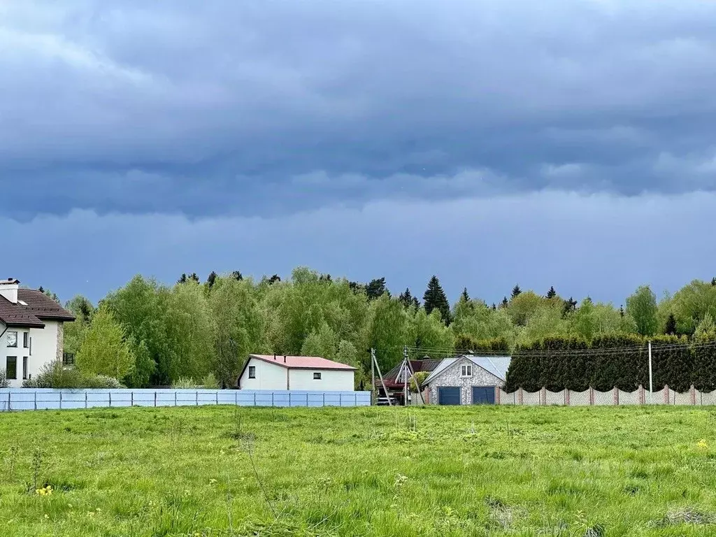 Участок в Московская область, Сергиево-Посадский городской округ, с. ... - Фото 0