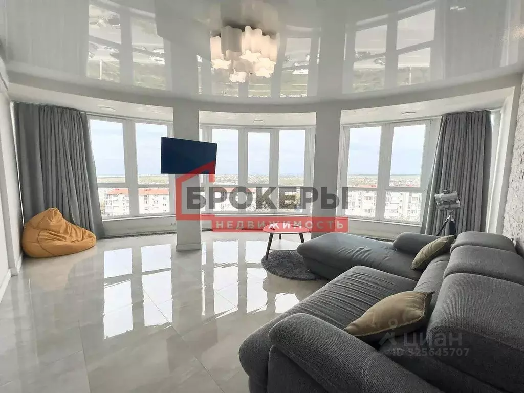 2-к кв. Севастополь просп. Генерала Острякова, 244к7 (85.6 м) - Фото 1