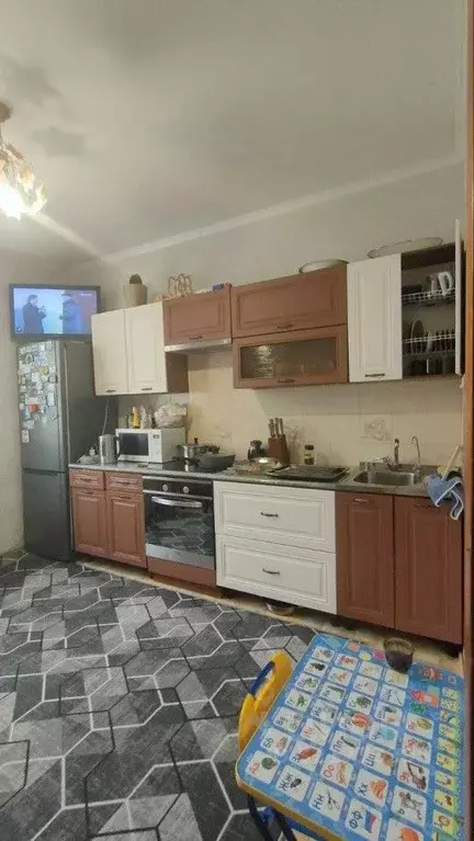 2-к кв. Оренбургская область, Оренбург Салмышская ул., 64 (56.0 м) - Фото 1