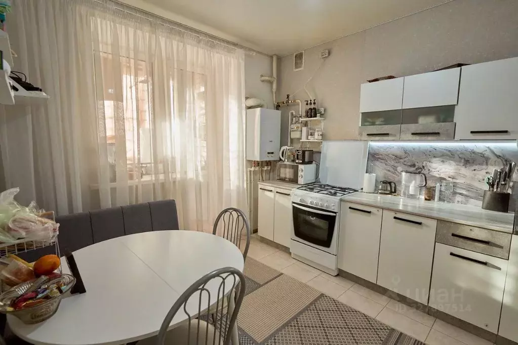 1-к кв. Белгородская область, Губкин Севастопольская ул., 113 (38.7 м) - Фото 1