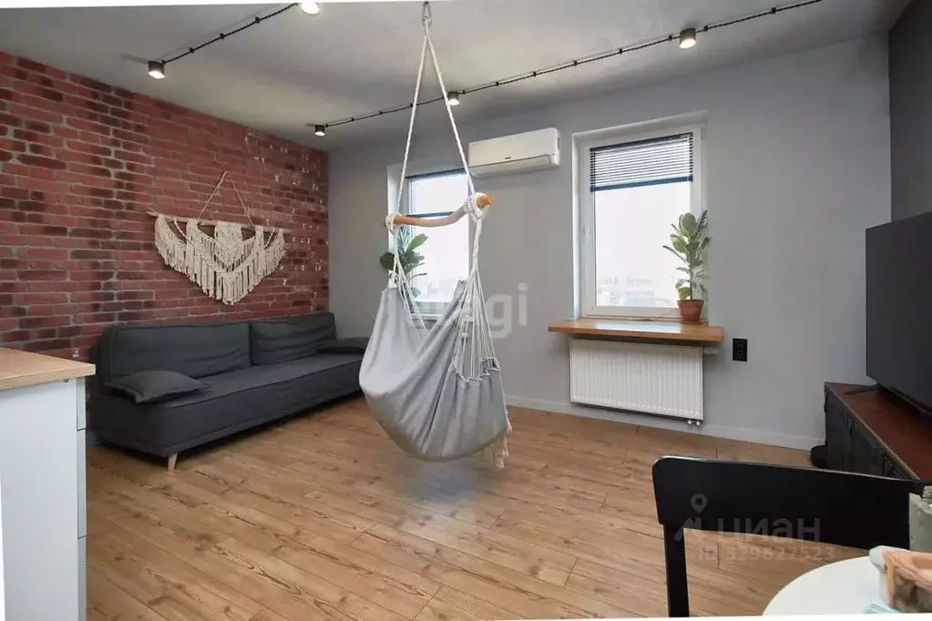 Студия Тюменская область, Тюмень ул. Республики, 204к5 (27.0 м) - Фото 1