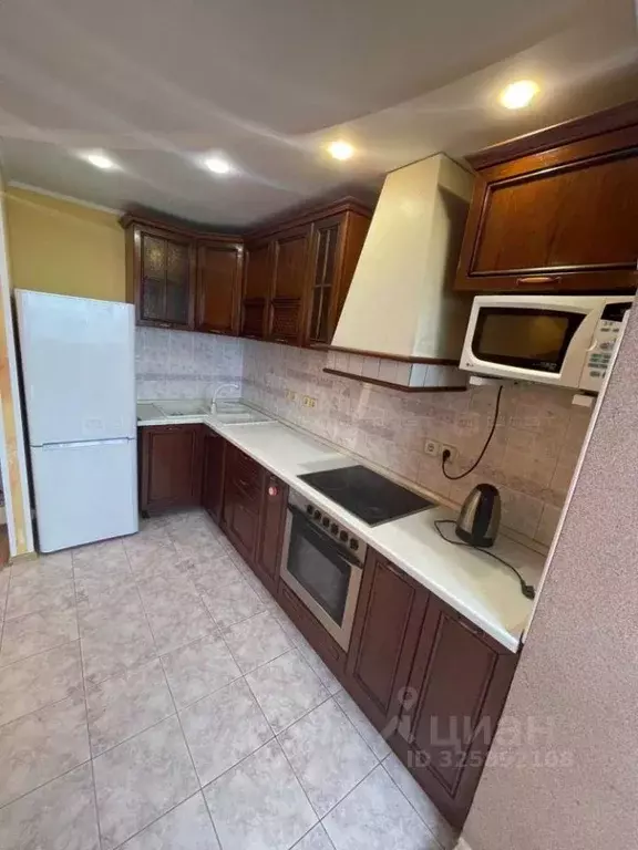 2-к кв. Татарстан, Казань ул. Татарстан, 11 (57.0 м) - Фото 1