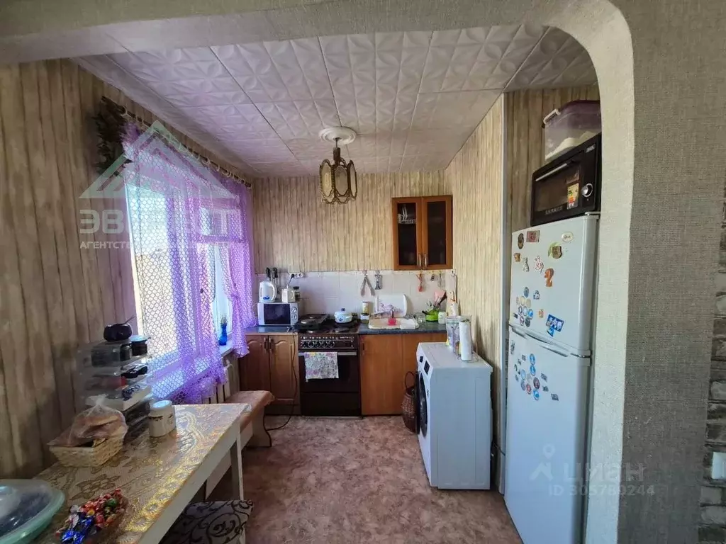 2-к кв. Хакасия, Абакан Аскизская ул., 166 (46.0 м) - Фото 1