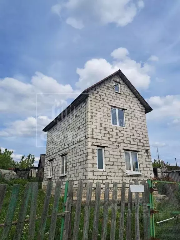 Дом в Воронежская область, Семилукский район, с. Девица ул. ... - Фото 0