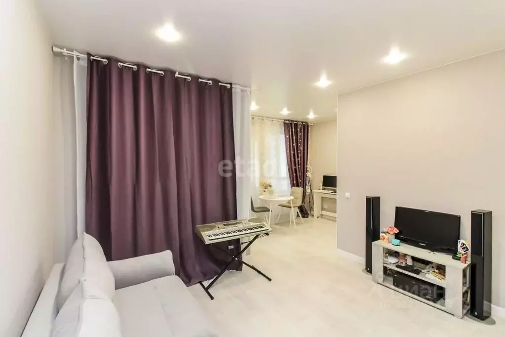 Студия Тюменская область, Тюмень ул. Пожарных и Спасателей, 3к1 (29.5 ... - Фото 1