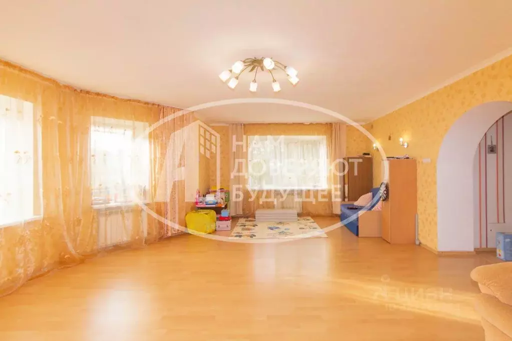 Дом в Пермский край, Чайковский ул. Лермонтова, 9 (238 м) - Фото 1