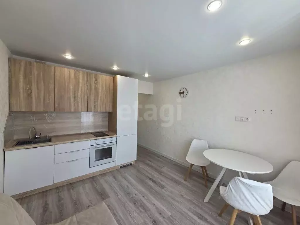 1-к кв. Тюменская область, Тюмень ул. Монтажников, 38 (39.6 м) - Фото 1