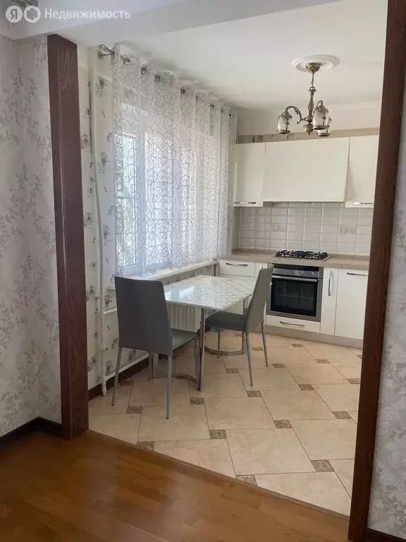 2-комнатная квартира: Махачкала, проспект Имама Шамиля, 95 (49.9 м) - Фото 2
