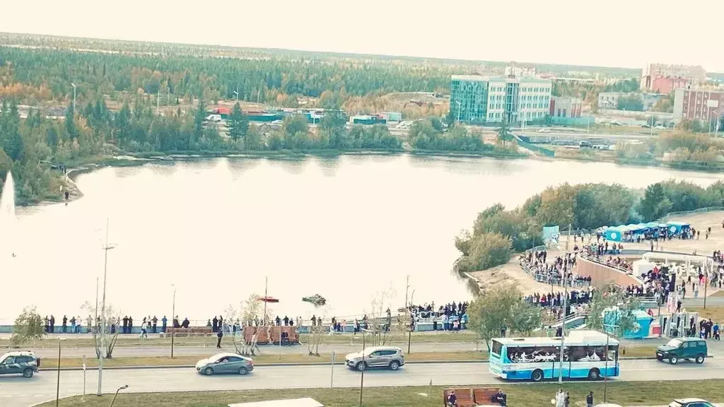 2-к кв. Ямало-Ненецкий АО, Новый Уренгой Молодежная ул., 13 (42.0 м) - Фото 2