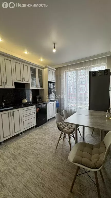 2-комнатная квартира: Нальчик, улица Тлостанова, 32 (64 м) - Фото 1