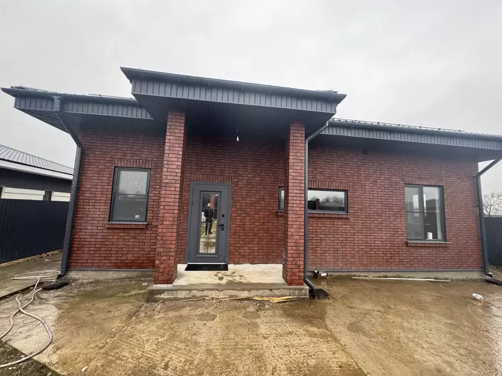 Дом в Московская область, Наро-Фоминск ул. Полковника Милиции Кузина ... - Фото 1