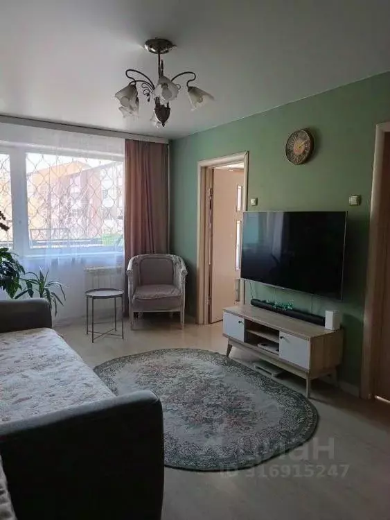 4-к кв. Иркутская область, Иркутск ул. Боткина, 32 (60.6 м) - Фото 0
