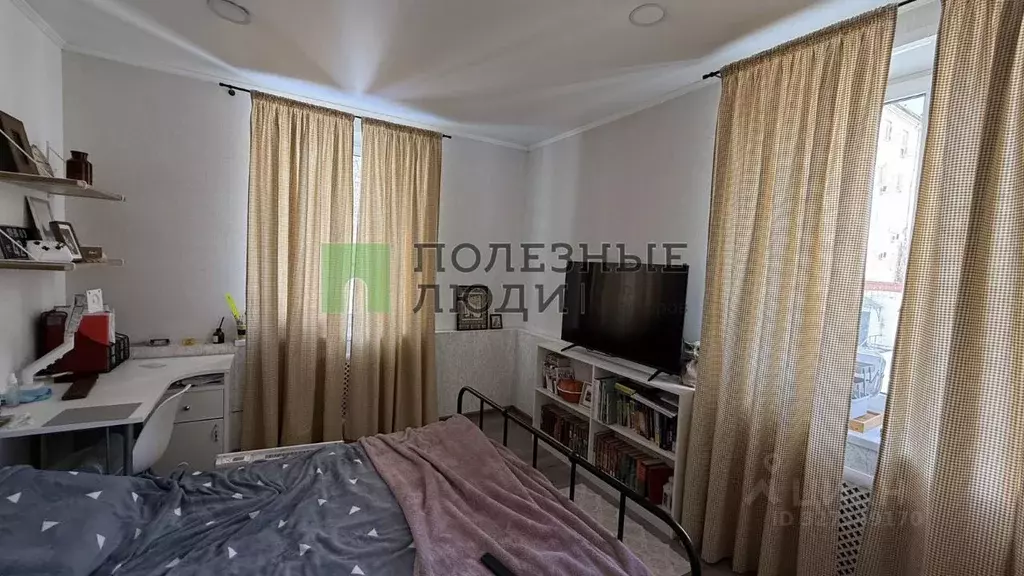 3-к кв. Белгородская область, Белгород Курская ул., 2 (65.8 м) - Фото 1